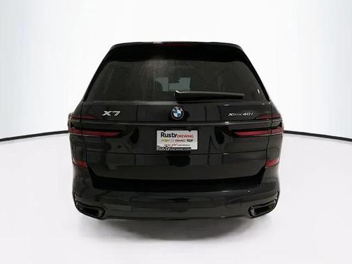 2025 BMW X7 xDrive40i