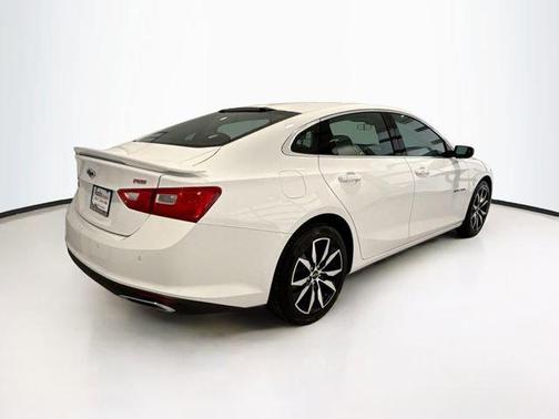 2024 Chevrolet Malibu FWD RS