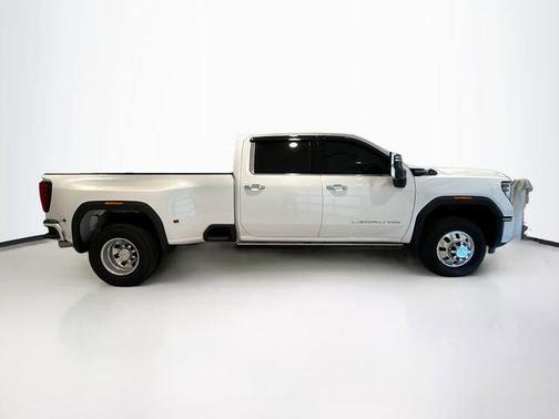 2024 GMC Sierra 3500 Denali