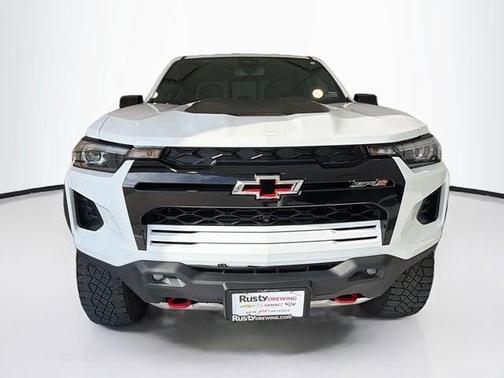 Summit White 2025 Chevrolet Colorado ZR2