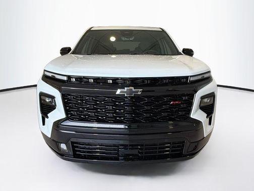 Polar White 2026 Chevrolet Traverse RS