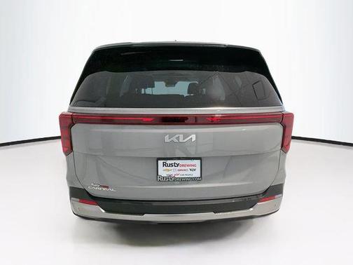 2025 Kia Carnival SX
