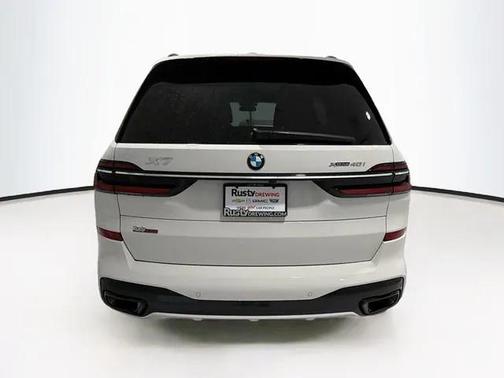 2023 BMW X7 xDrive40i