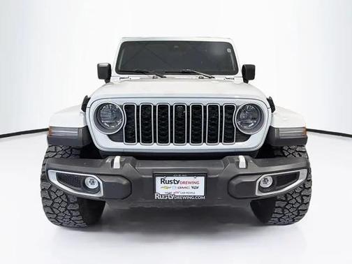 2024 Jeep Wrangler 4-Door Sahara 4x4