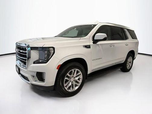 Summit White 2023 GMC Yukon SLT