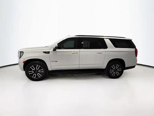 2024 GMC Yukon XL AT4