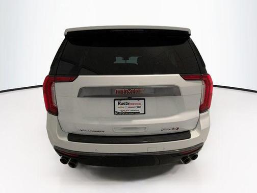 2024 GMC Yukon XL AT4