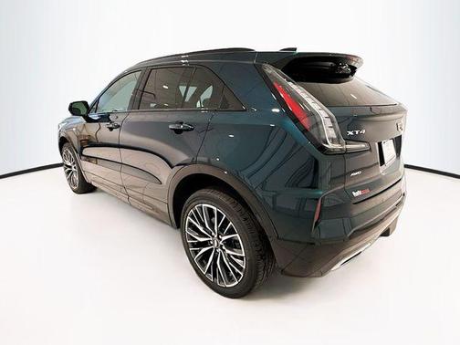 2025 Cadillac XT4 Sport