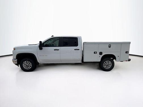 Summit White 2026 Chevrolet Silverado 2500 WT