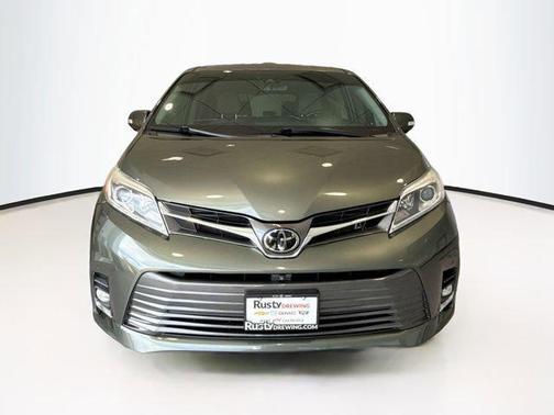 2020 Toyota Sienna Limited Premium