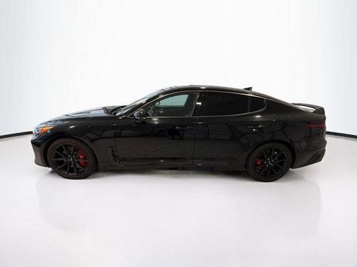 Aurora Black 2022 Kia Stinger GT2