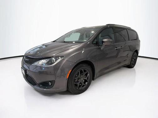 2019 Chrysler Pacifica Touring-L Plus