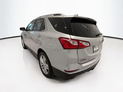 Silver Ice Metallic 2020 Chevrolet Equinox Premier w/2LZ