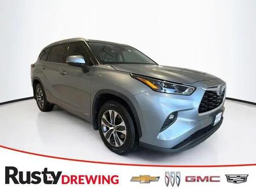 2022 Toyota Highlander Hybrid XLE