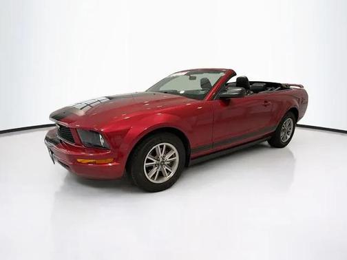 2005 Ford Mustang Deluxe