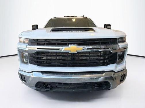 Summit White 2024 Chevrolet Silverado 3500 LT