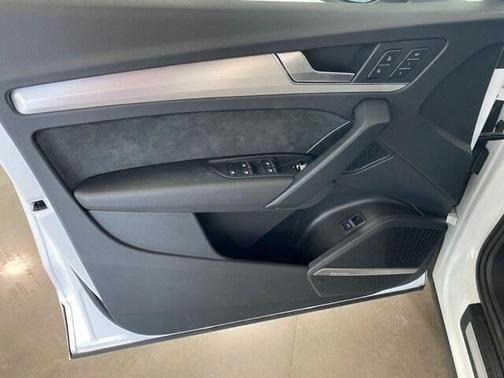 2018 Audi SQ5 3.0T Premium Plus