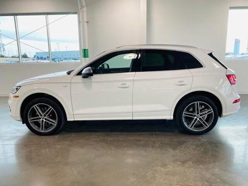 2018 Audi SQ5 3.0T Premium Plus