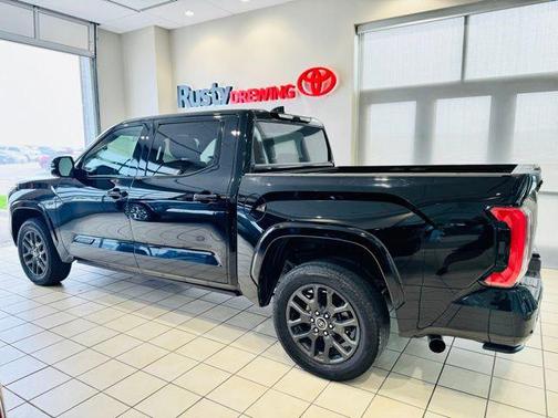 2022 Toyota Tundra Platinum