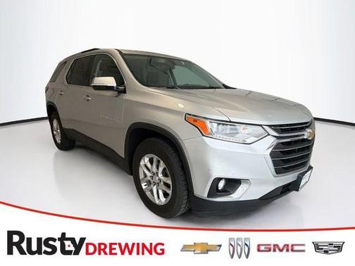 Silver Ice Metallic 2018 Chevrolet Traverse LT Cloth