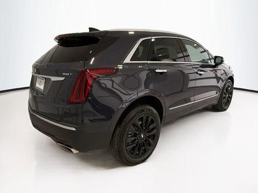 2024 Cadillac XT5 Luxury