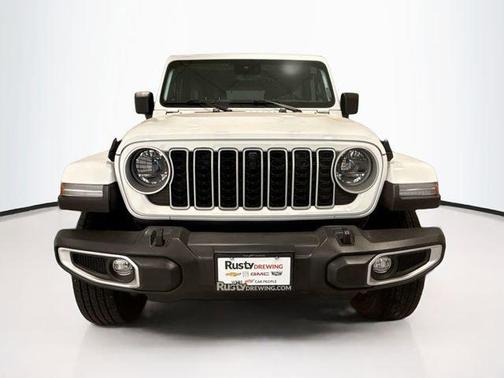 2024 Jeep Wrangler 4-Door Sahara 4x4
