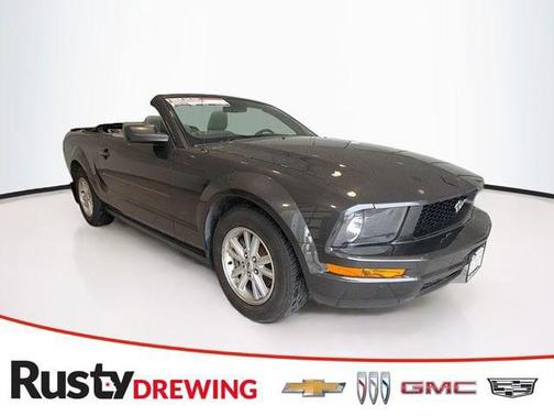 2007 Ford Mustang Deluxe