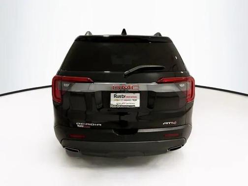 2023 GMC Acadia AWD AT4