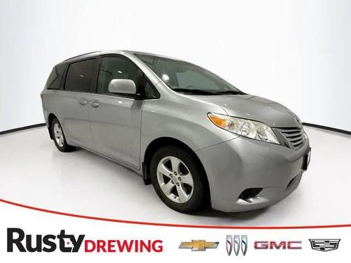 2017 Toyota Sienna LE