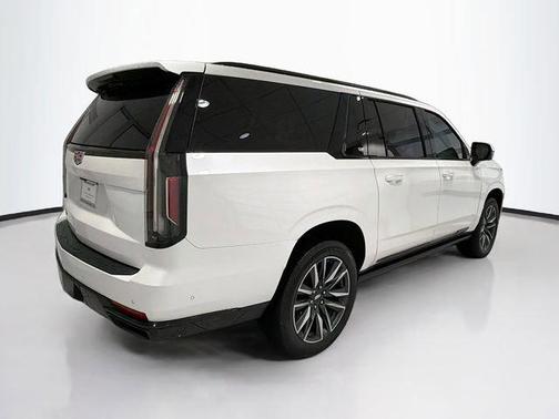 2022 Cadillac Escalade ESV Sport Platinum