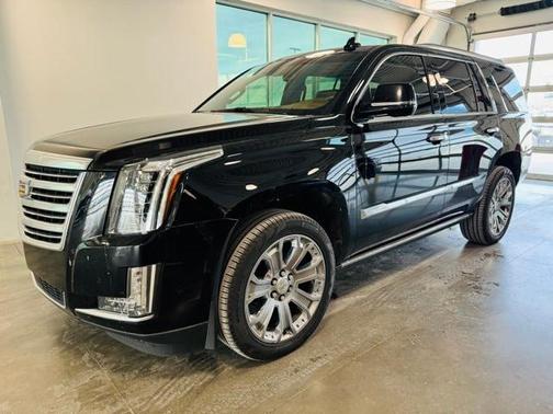 2017 Cadillac Escalade Platinum