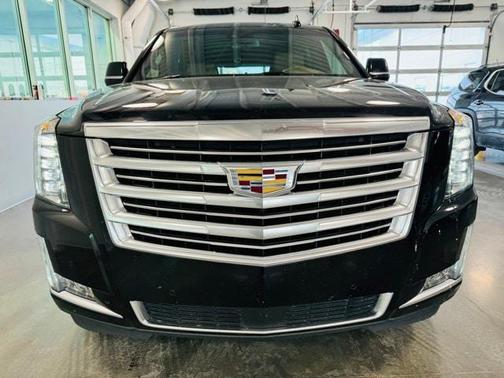 2017 Cadillac Escalade Platinum