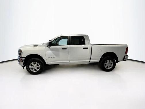 2025 RAM 2500 Big Horn Crew Cab 4x4 6'4' Box