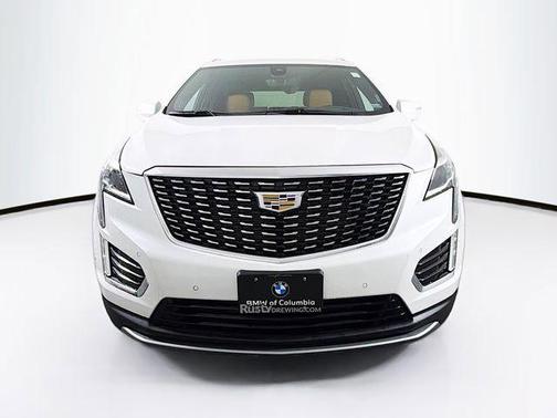Crystal White Tricoat 2020 Cadillac XT5 Premium Luxury