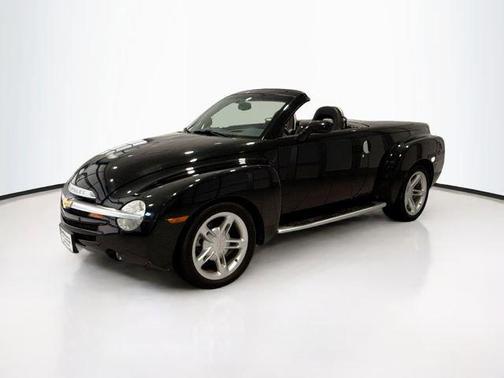 2004 Chevrolet SSR LS