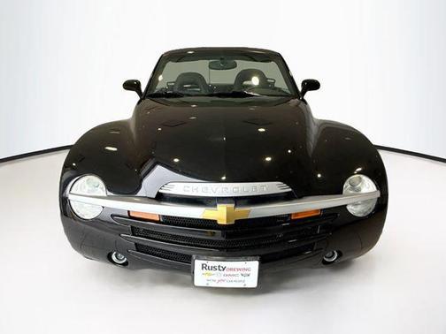 2004 Chevrolet SSR LS