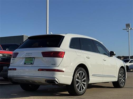 2019 Audi Q7 55 Premium Plus