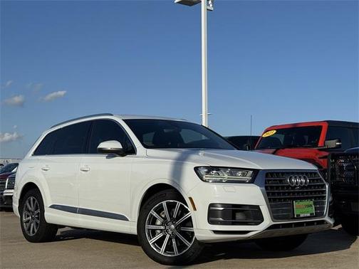 2019 Audi Q7 55 Premium Plus