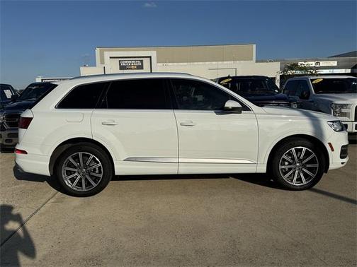 2019 Audi Q7 55 Premium Plus