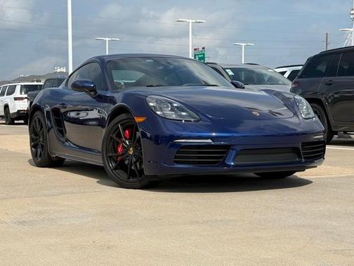 2022 Porsche 718 Cayman S