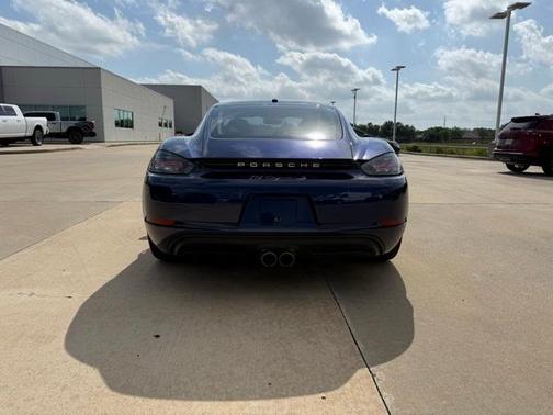 2022 Porsche 718 Cayman S