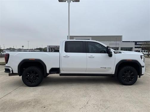 2024 GMC Sierra 2500 AT4