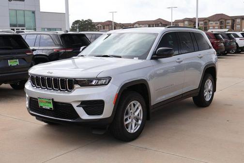 Silver Zynith 2026 Jeep Grand Cherokee Laredo X