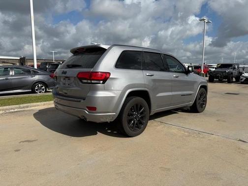 2019 Jeep Grand Cherokee Altitude