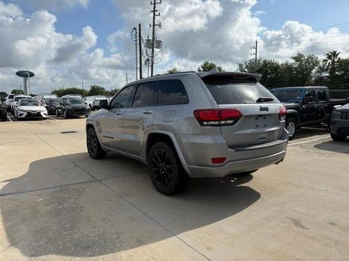 2019 Jeep Grand Cherokee Altitude
