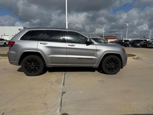 2019 Jeep Grand Cherokee Altitude