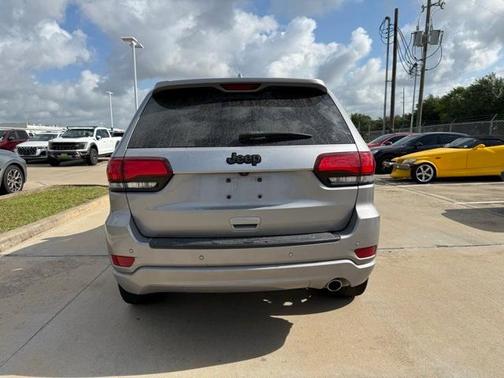 2019 Jeep Grand Cherokee Altitude