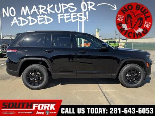 2025 Jeep Grand Cherokee Laredo