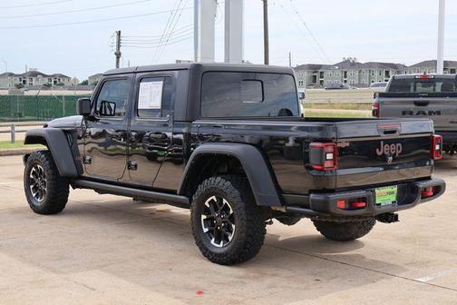 Black Clearcoat 2024 Jeep Gladiator Rubicon