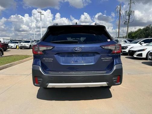 2022 Subaru Outback Touring